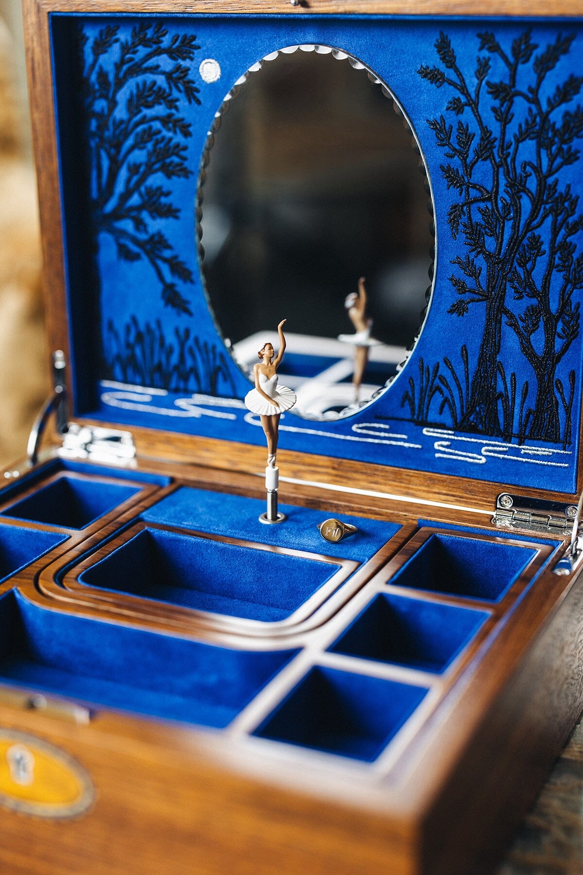 BALLET Musical Jewellery Box Schmuckkoffer WOLF