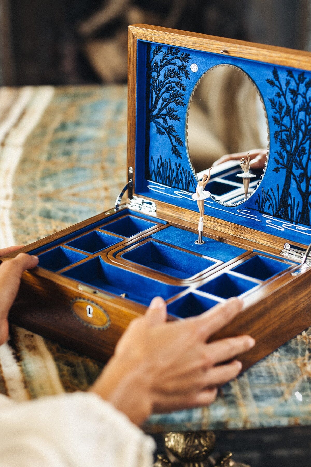 BALLET Musical Jewellery Box Schmuckkoffer WOLF