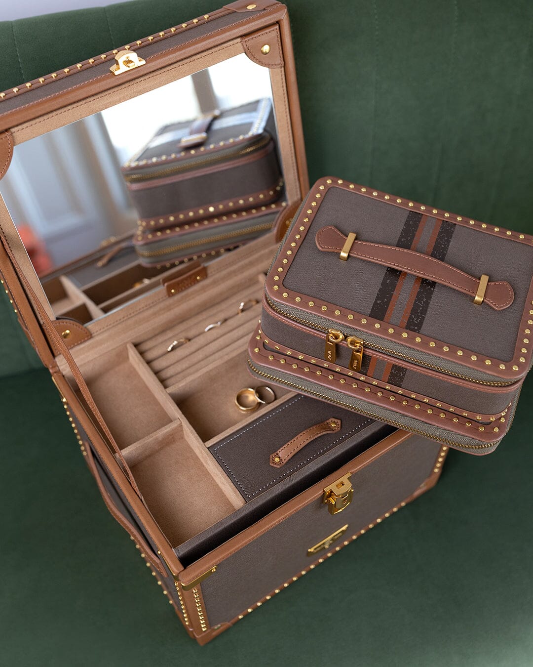 IDA Travel Zip Schmucketui Khaki Schmuckkoffer WOLF