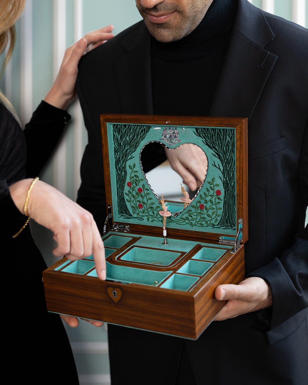 THE SLEEPING BEAUTY MUSICAL JEWELLERY BOX Schmuckkoffer WOLF