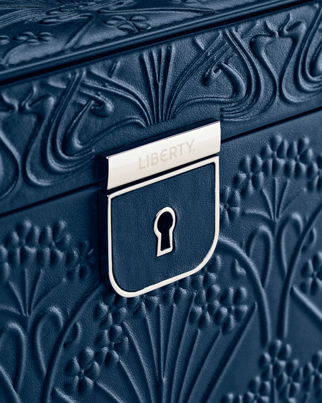WOLF X LIBERTY All Over Ianthe Große Schmuckbox – Navy WISALUX