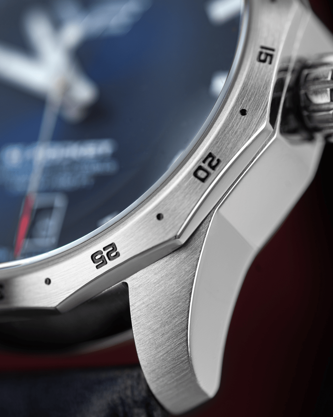 N1 Rocket "Compact" | NH35-125A748 Armbanduhr Vostok Europe