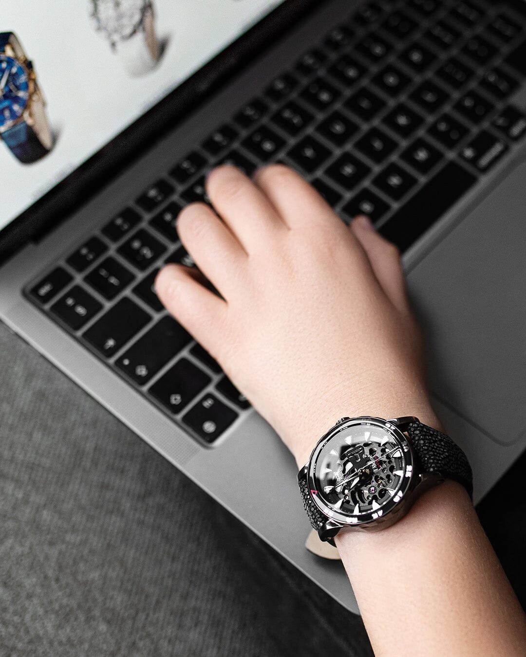 Undiné Automatic | NH72-515D766 Armbanduhr Vostok Europe
