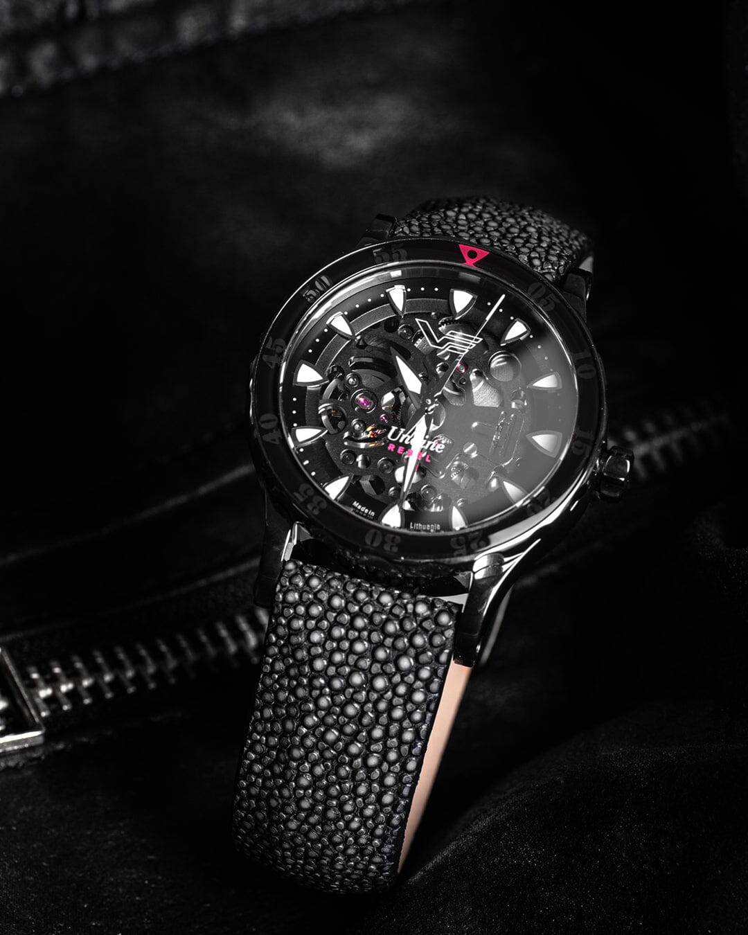 Undiné Automatic | NH72-515D766 Armbanduhr Vostok Europe